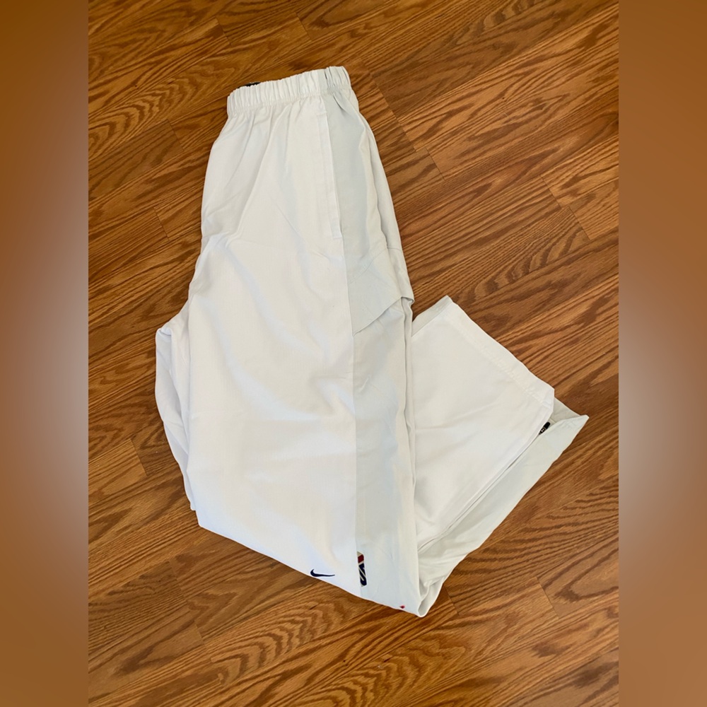 Rare! LeBron Nike White Men's Sweat Pants.